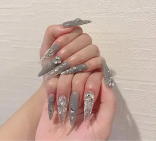 ネイル D-BEAUTY Nailsalonのネイルデザイン