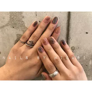 ショート カラー ネイル マツエク・マツパ illum hicariのネイルデザイン