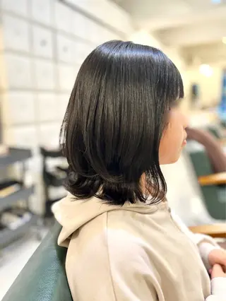 ミディアム 加藤 麻美のヘアスタイル