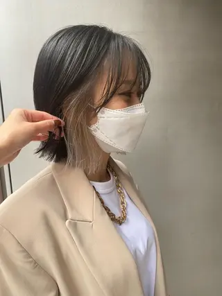 ミディアム shiori ﾍﾞｰｼﾞｭｶﾗｰのヘアスタイル