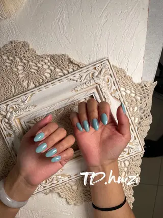 ミディアム めぐみのネイルサロン スタッフ練習のネイルデザイン