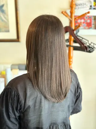 セミロング カラー Parfait 山本のヘアスタイル