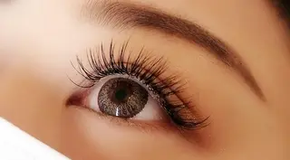 マツエク・マツパ Favori 田辺のマツエク・マツパデザイン