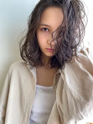 ミディアム bloom yumaのヘアスタイル