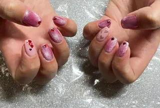 ネイル VIERU 🌈🎀💖のネイルデザイン