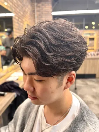 メンズ 🪽直毛男子の救世主 🪽フェザーパーマのヘアスタイル