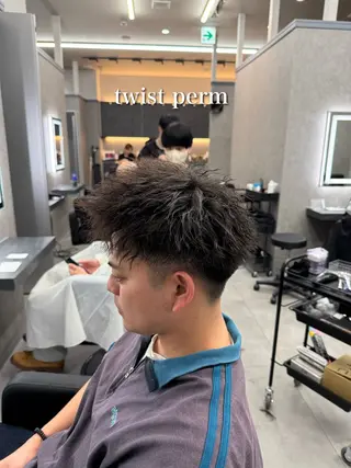 ショート カラー パーマ メンズ メンズ特化 👑YUTAのヘアスタイル