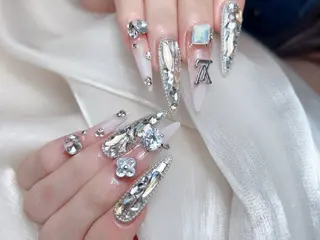 ネイル M🌷nail 長さだし専門店のネイルデザイン