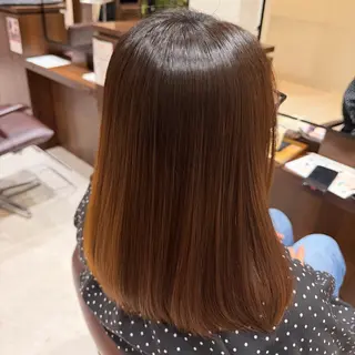 セミロング 🌊艶髪•縮毛矯正• カラー🌊YUUKIのヘアスタイル