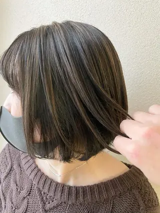 ミディアム カラー 沢田 瞳のヘアスタイル