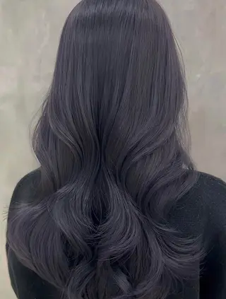 ミディアム 🪅個性派カラー🪅 つぐみのヘアスタイル