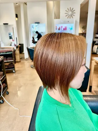 ショート カラー 秋山知穂🧸縮毛矯正 ショート新越谷南越谷のヘアスタイル