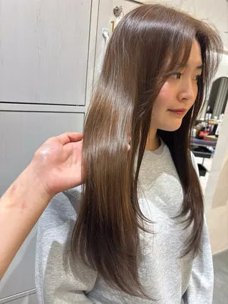 カラー 大橋 彩香のヘアスタイル
