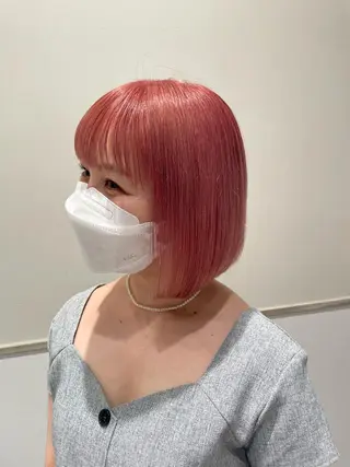 ショート カラー 🤎小顔レイヤー /ベージュ🤎友香のヘアスタイル