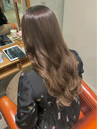 ロング 赤坂 柚和のヘアスタイル