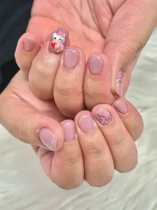 ネイル KIREIE Satomiのネイルデザイン