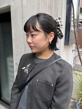 ミディアム カラー shui/艶カラー ／柔らかストレートのヘアスタイル