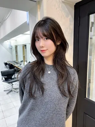ロング Airi 韓国y2k ハイレイヤーのヘアスタイル