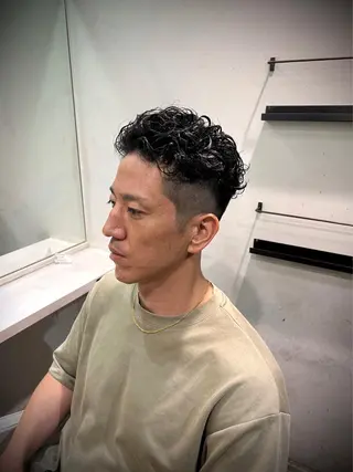 ショート カラー パーマ メンズ アイブロウ 京都駅メンズカット/ パーマ/Keigoのヘアスタイル