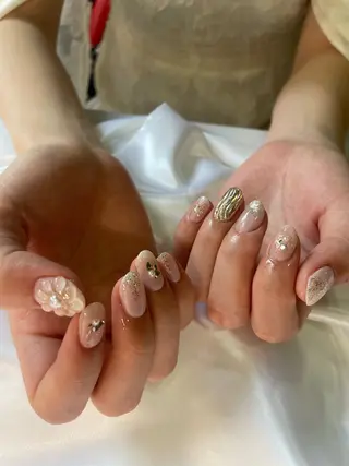 ネイル Nailstudio Hulmのネイルデザイン