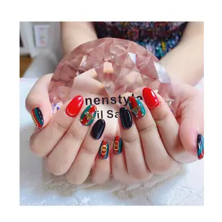 ミディアム ネイル 👑enen style👑のネイルデザイン