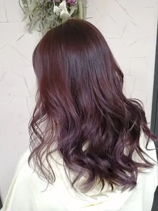 セミロング TELAHAIR 副代表　石川篤史のヘアスタイル