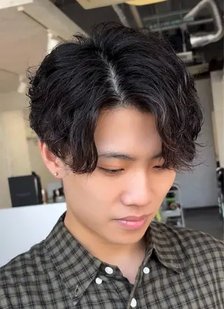 パーマ メンズ 艶髪∕髪質改善カラー 👑ＫＹＯＫＡのヘアスタイル