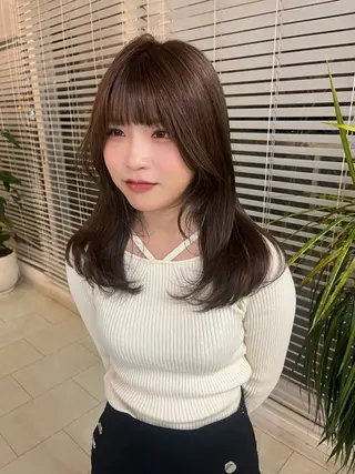 セミロング カラー yura /レイヤーカットのヘアスタイル