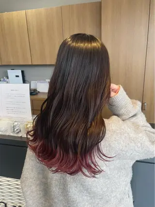 セミロング alu yuinaのヘアスタイル