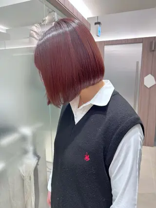 ショート カラー 癖毛救済✂️ボブ /髪質改善ストレートのヘアスタイル