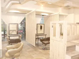 下池 紗加のヘアスタイル