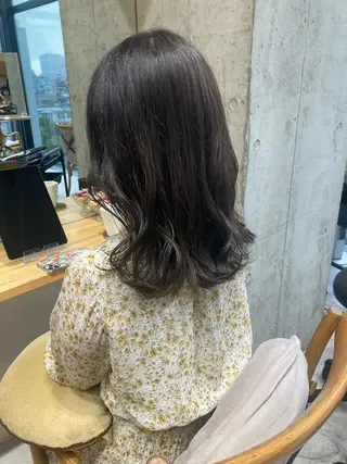 ミディアム ✨色持ちの良い艶 カラー✨蟹江真世のヘアスタイル