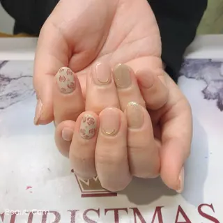 ネイル ガレンドウ 白澤 愛子のネイルデザイン