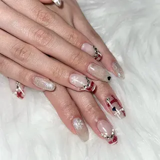 ネイル LAUR Natsukiのネイルデザイン