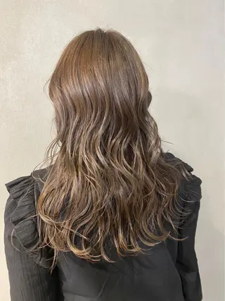 ロング 阪神西宮★JUNO 川﨑温子のヘアスタイル