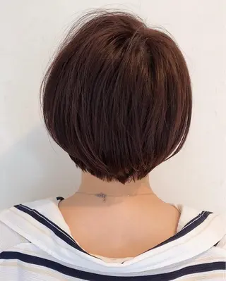 ショート カラー 伊藤 さやかのヘアスタイル