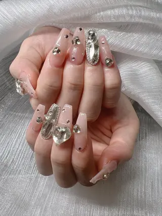 ネイル Lee Nailsのネイルデザイン