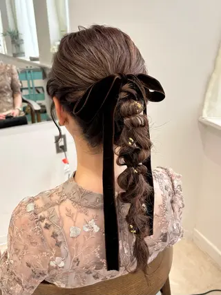 ロング ヘアアレンジ ユウキ .のヘアスタイル
