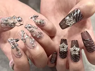 ネイル 🦋y y Nail 🤍のネイルデザイン