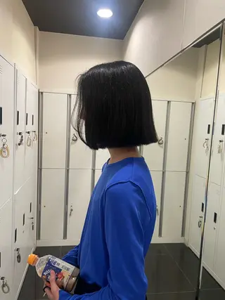 ミディアム ハイトーン/レイヤー 似合わせ・ユキノのヘアスタイル