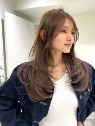 セミロング カラー ヘアアレンジ 🫧透明感カラー/ 艶カラー🫧namiのヘアスタイル