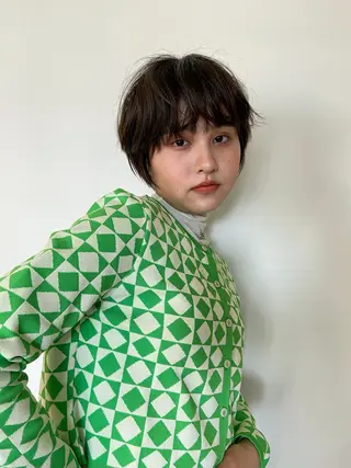 ショート ダブルカラーベージュ カラー/tuburaのヘアスタイル
