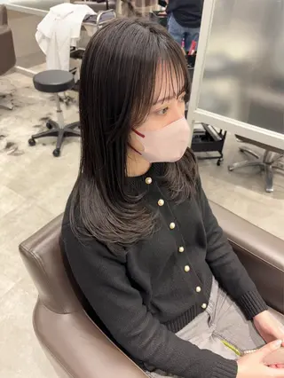 ロング 門原 理子のヘアスタイル