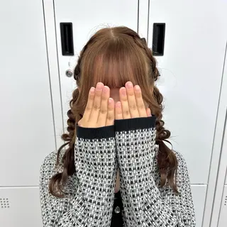 ロング ヘアアレンジ ヘアメ🎀推しカラー 🥣横浜/しほ🧸のヘアスタイル