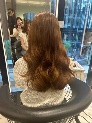 セミロング パーマ 韓国っぽ透け感カラー マンツーマン🫧なおのヘアスタイル