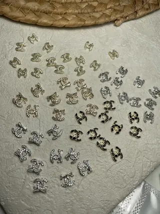 ネイル M🌷nail 長さだし専門店のネイルデザイン