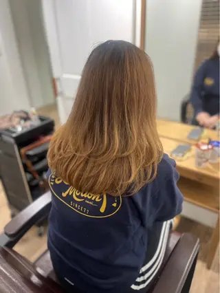 ミディアム 【ただの天才 🎨】のヘアスタイル