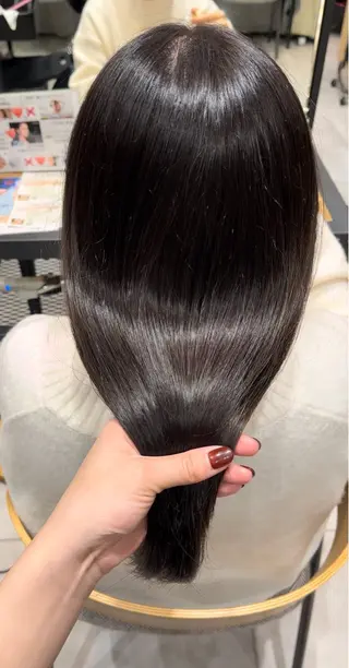 セミロング カラー 透明感カラー🌿/ 髪質改善カラー/カナのヘアスタイル