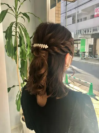 ミディアム ヘアアレンジ 阿部 美咲のヘアスタイル