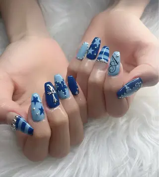 ネイル YOLO NAILのネイルデザイン